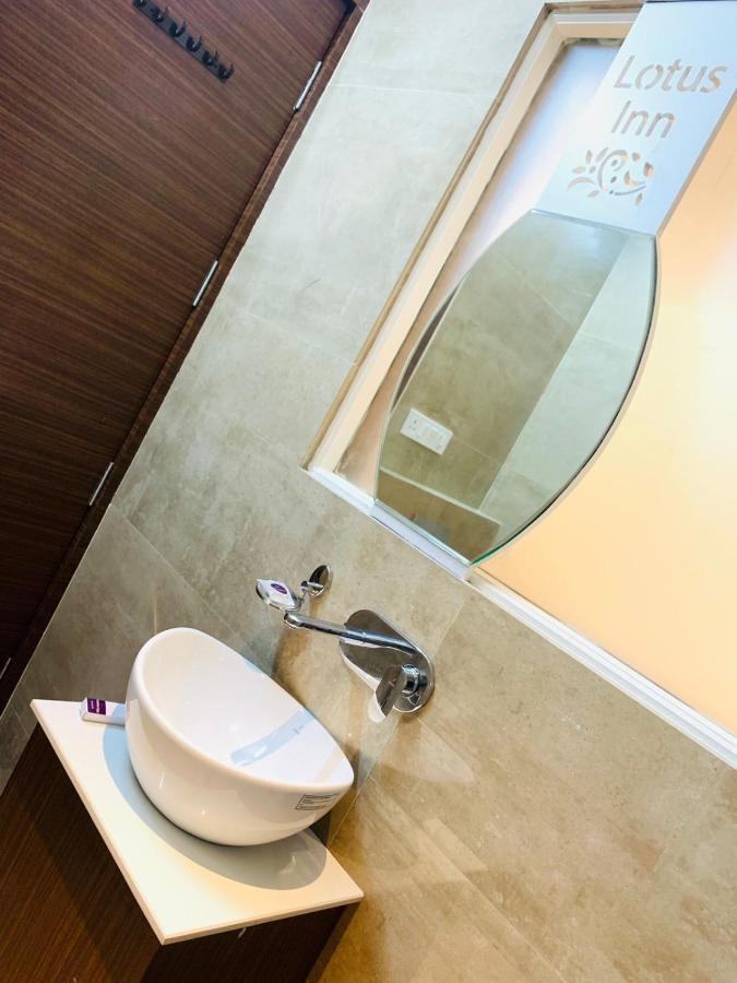 Hotel Lotus Inn Sirsa Экстерьер фото